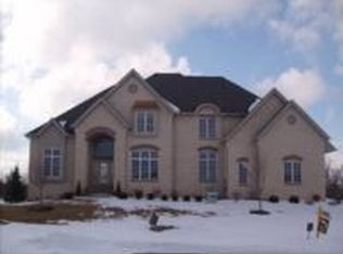 3260 Homestretch Dr, Carmel, IN 46032