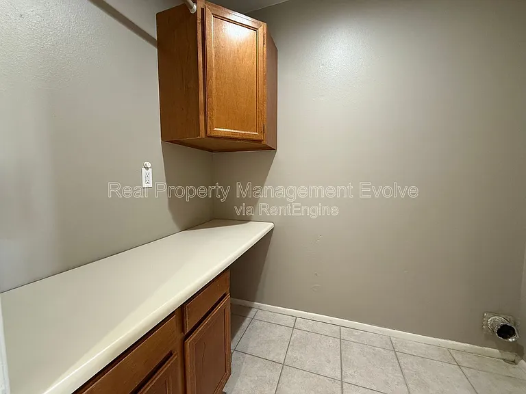 815 E Grovers Ave #24 — Photo 12