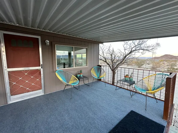 2083 Stonehill Ave, Joshua Tree, CA 92252