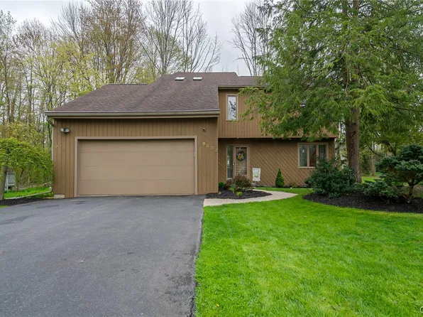 8634 Grey Birch Dr, Baldwinsville, NY 13027