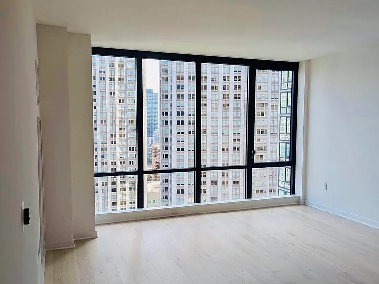 155 Bay St #2606 — Photo 2