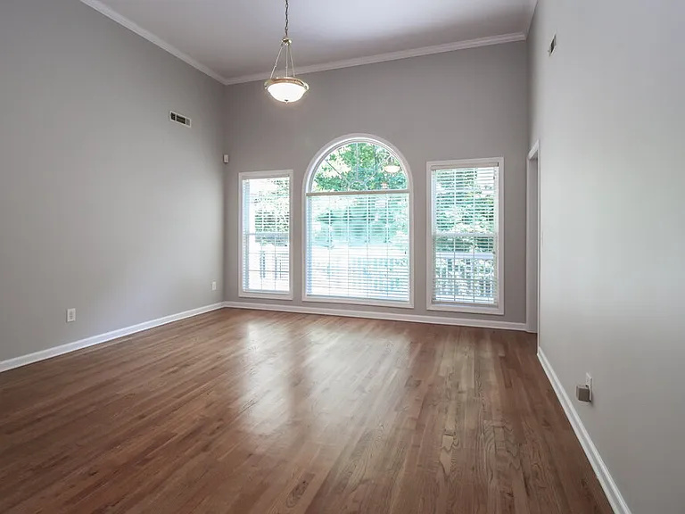35 Goldfinch Dr — Photo 4