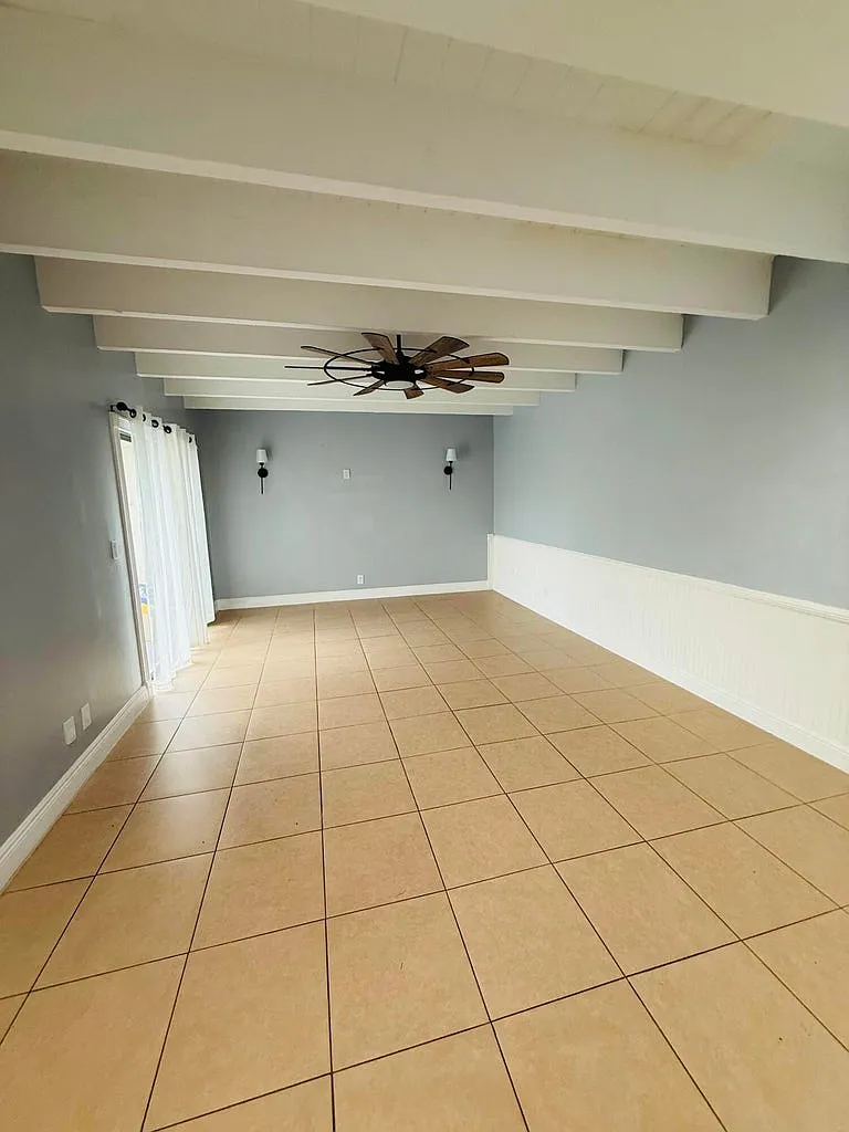 3 bed, 1622 sqft, $2,600 — Photo 1