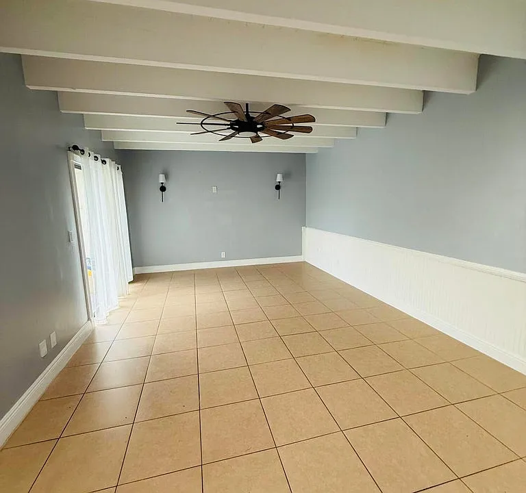 12134 Regal Ct E