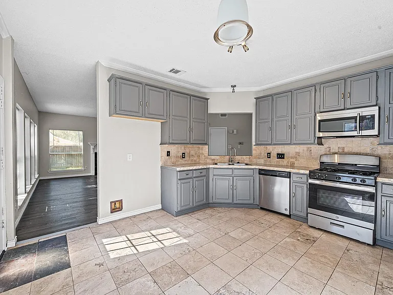 11123 Gatesden Dr — Photo 13
