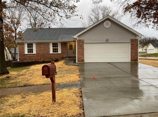 201 Brookmont Farm Ct, Ballwin, MO 63021