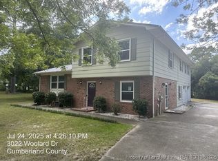 3022 Woolard Dr, Hope Mills, NC 28348