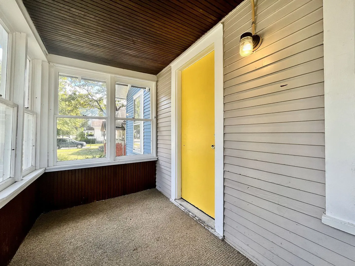 2 bed, 1.0 bath, 672 sqft, $1,250 — Photo 3