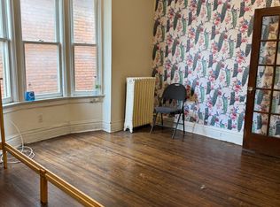 678 Huron St #300, Toronto, ON M5R 2R9