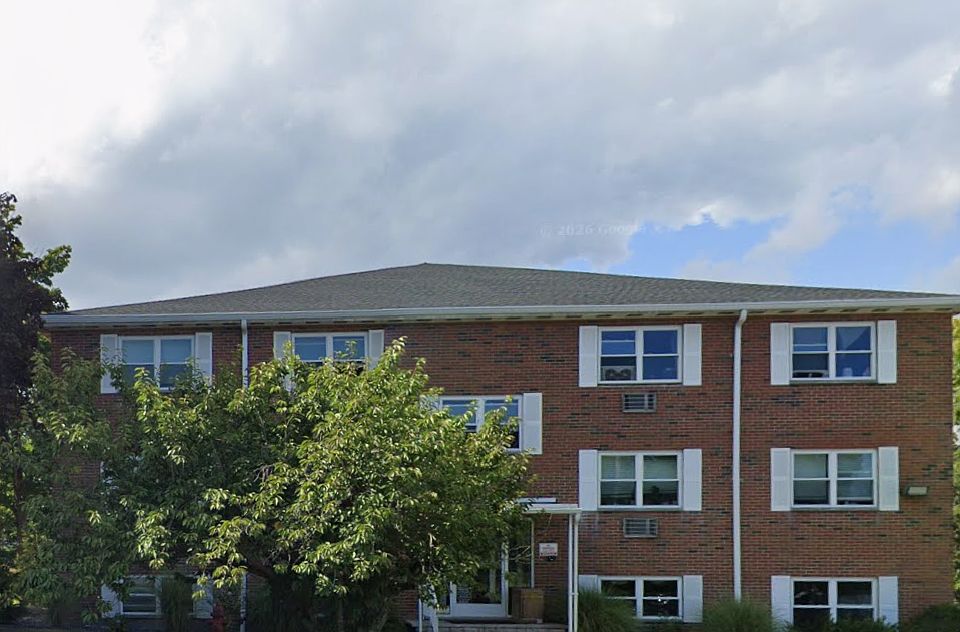 1st image of 80 Cambridge Rd APT 21
