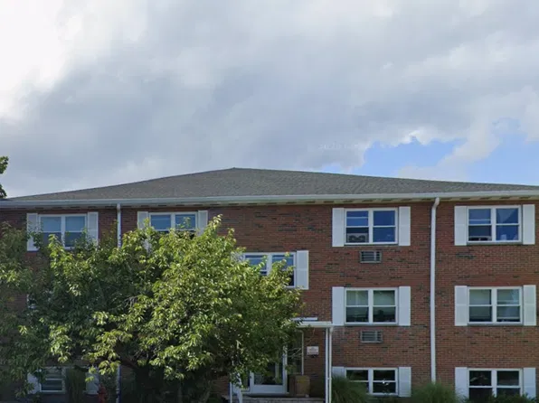 80 Cambridge Rd, Woburn, MA
