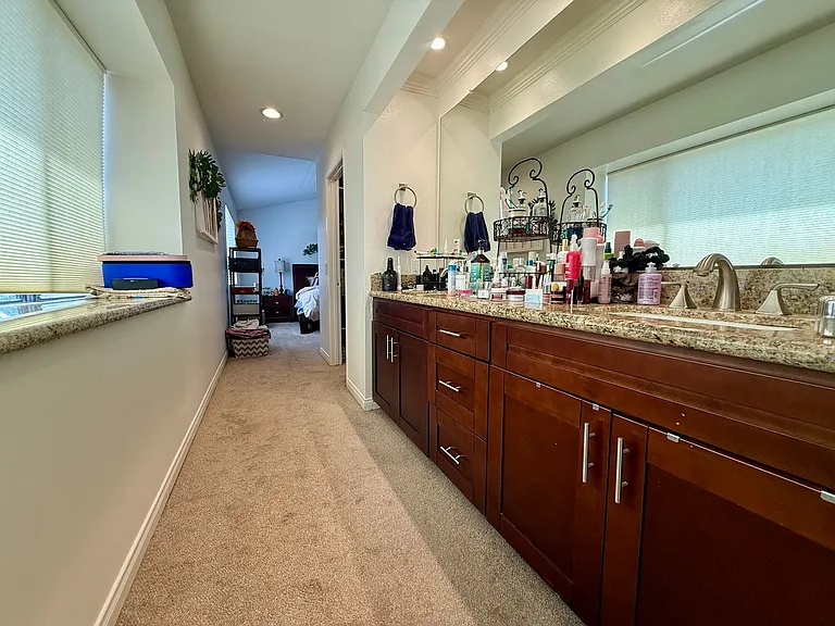 7034 Ivy St — Photo 14