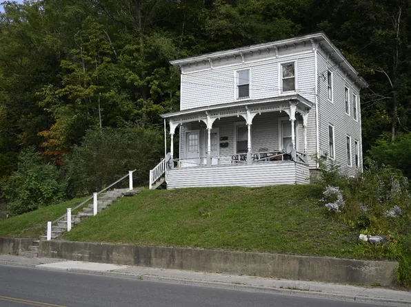 493 Main St, Oneonta, NY 13820