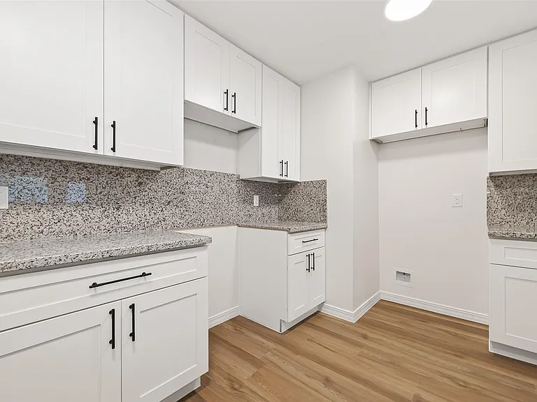 2334 Autumn Springs Ln — Photo 14