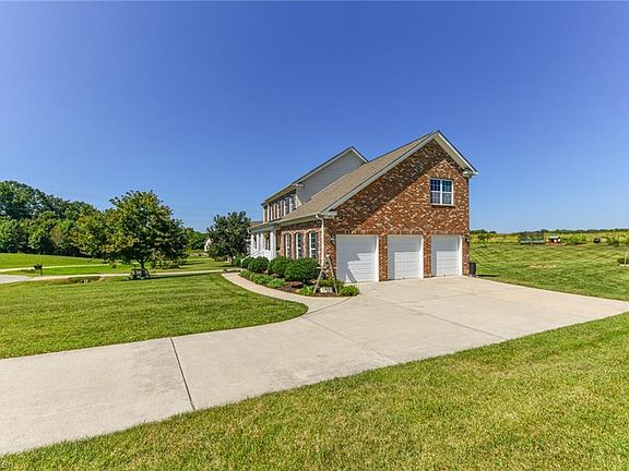 Right Side of Home with 3-Car Garage