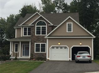 88 Walkers Xing, Southington, CT 06489