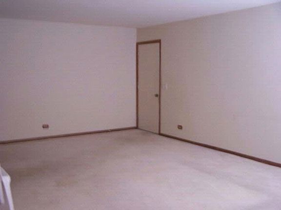 5th image of 122 N Knollwood Dr Unit E122