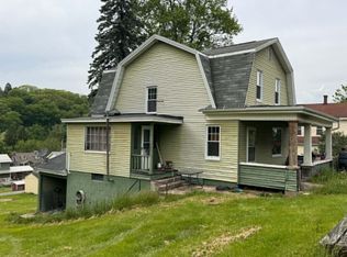 60 S White St, Brookville, PA 15825