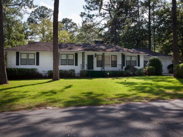 1308 Jasmine Cir, Waycross, GA 31501