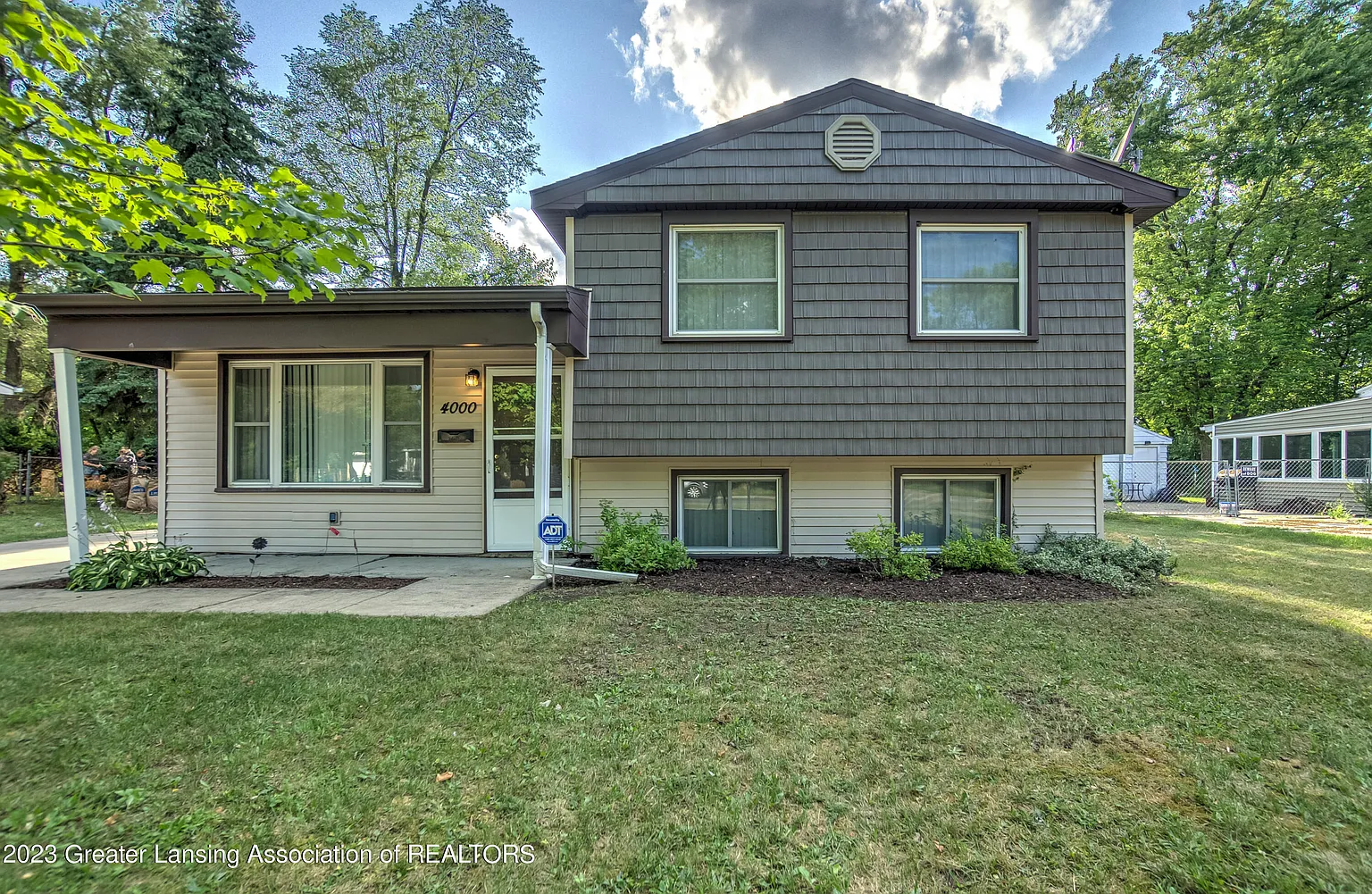 4000 Stillwell Ave photo 1