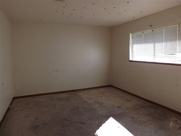 4th image of 2314 16th Ave N