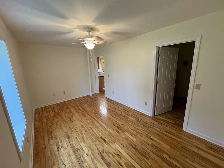 31 Sumner Ln #C — Photo 34