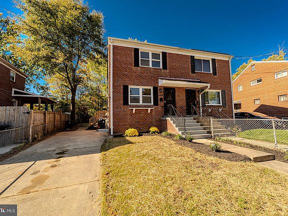 3rd image of 4007 Norcross St