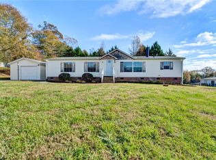 108 Crest Ln, Easley, SC 29640