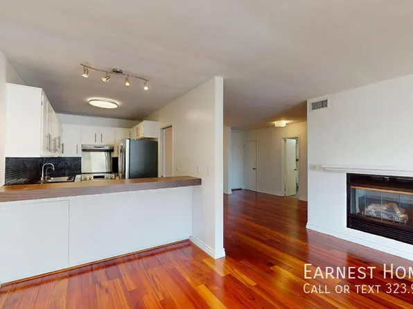 1010 N Kings Rd APT 310, West Hollywood, CA 90069