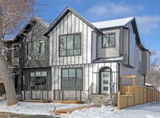 3222 S 28th Ave SW, Calgary, AB T2S 2Y1