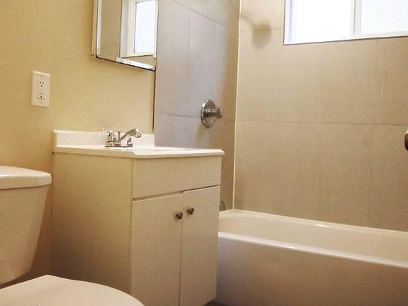 4th image of 2752 Kollmar Dr APT 26