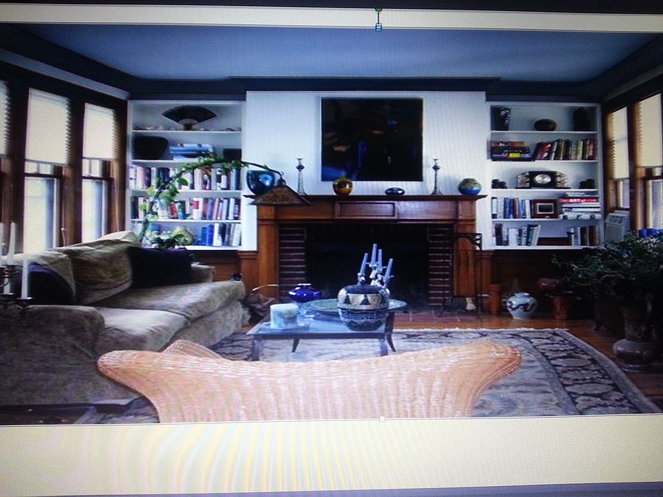 Fireplace in sunny Living Room