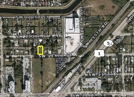 2nd image of SW 214th St