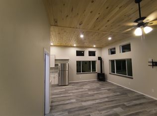 830 E River Rd, Skowhegan, ME 04976