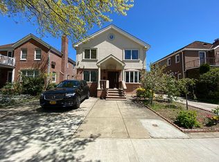 7547 194th St, Fresh Meadows, NY 11366