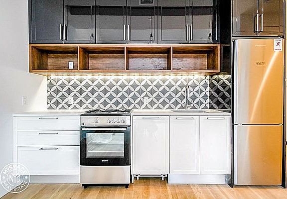 4th image of 41-21 28th St #8D