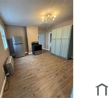 4 bed, 1800 sqft, $2,800 — Photo 2