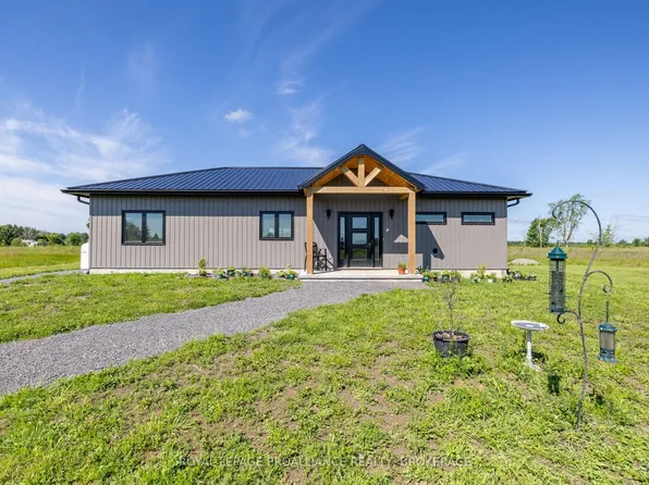 292 Kyes Rd, Leeds And The Thousand Islands, ON K0E 1L0