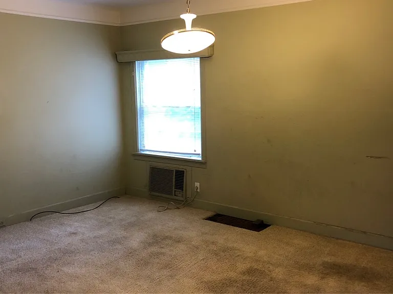 225 Winter Ave — Photo 4