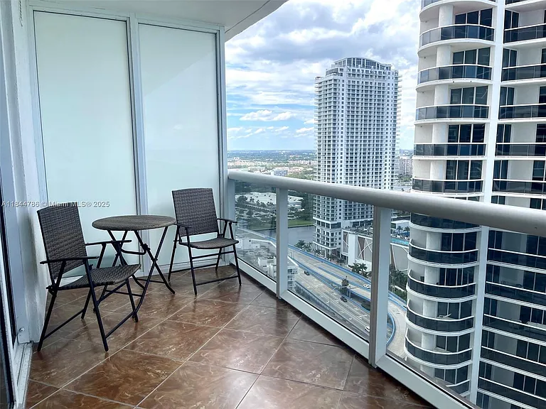 1830 S Ocean Dr #3009 — Photo 3