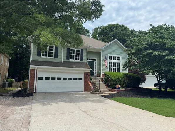 1590 Misty River Run, Roswell, GA 30076