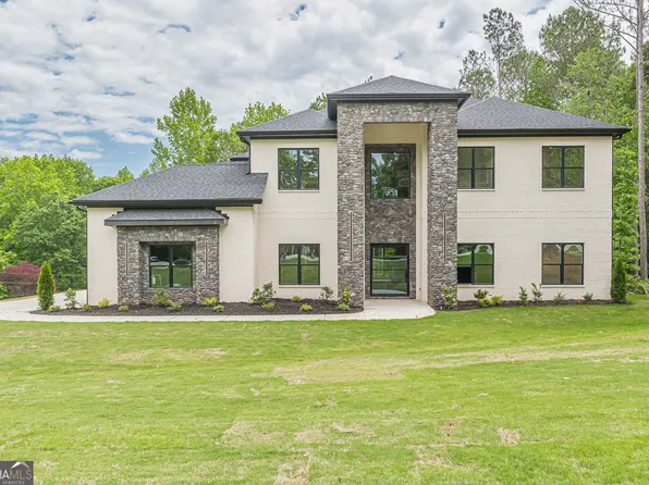 236 Kingscastle Dr, Ellenwood, GA 30294