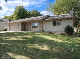 2080 La Casa Ln SE, Owatonna, MN 55060