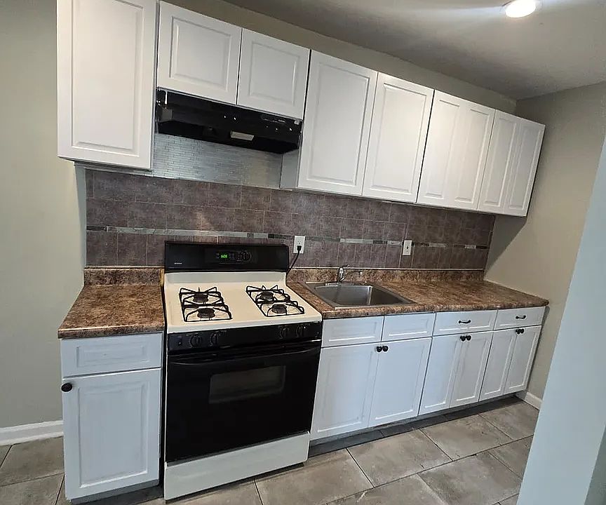 1st image of 29 Taylor St #G2