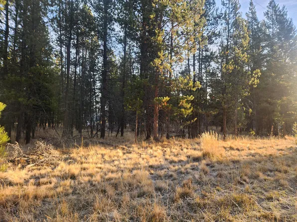 16824 Brenda Dr, Bend, OR 97707