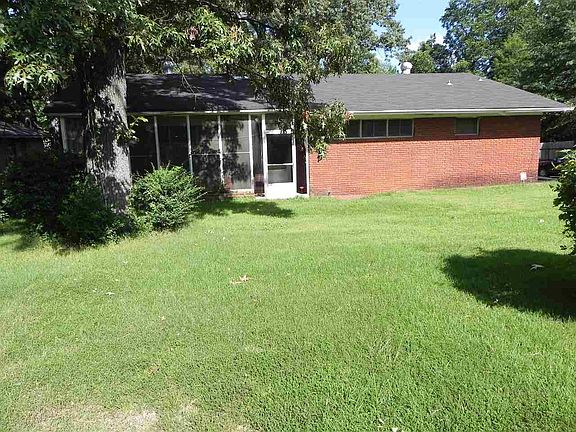3rd image of 1324 S Prescott St