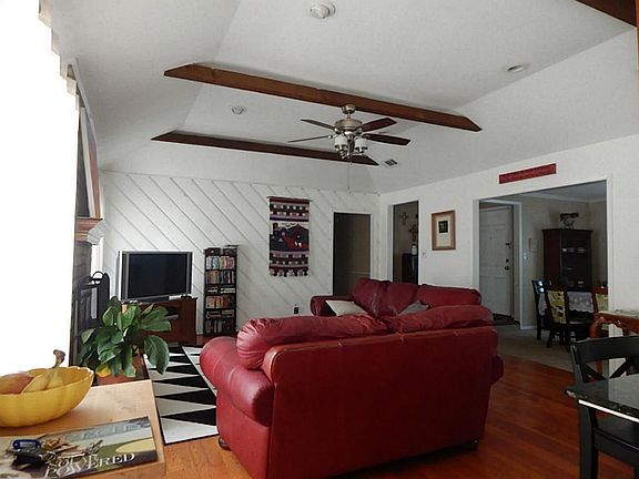 5th image of 10622 Archmont Dr