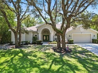 8 Sweetgum Ct N, Homosassa, FL 34446