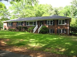 510 Warley Cir, Pendleton, SC 29670