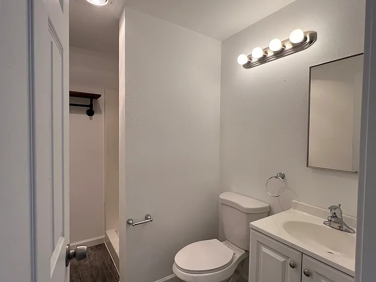 212 E Wishkah St #205 — Photo 7